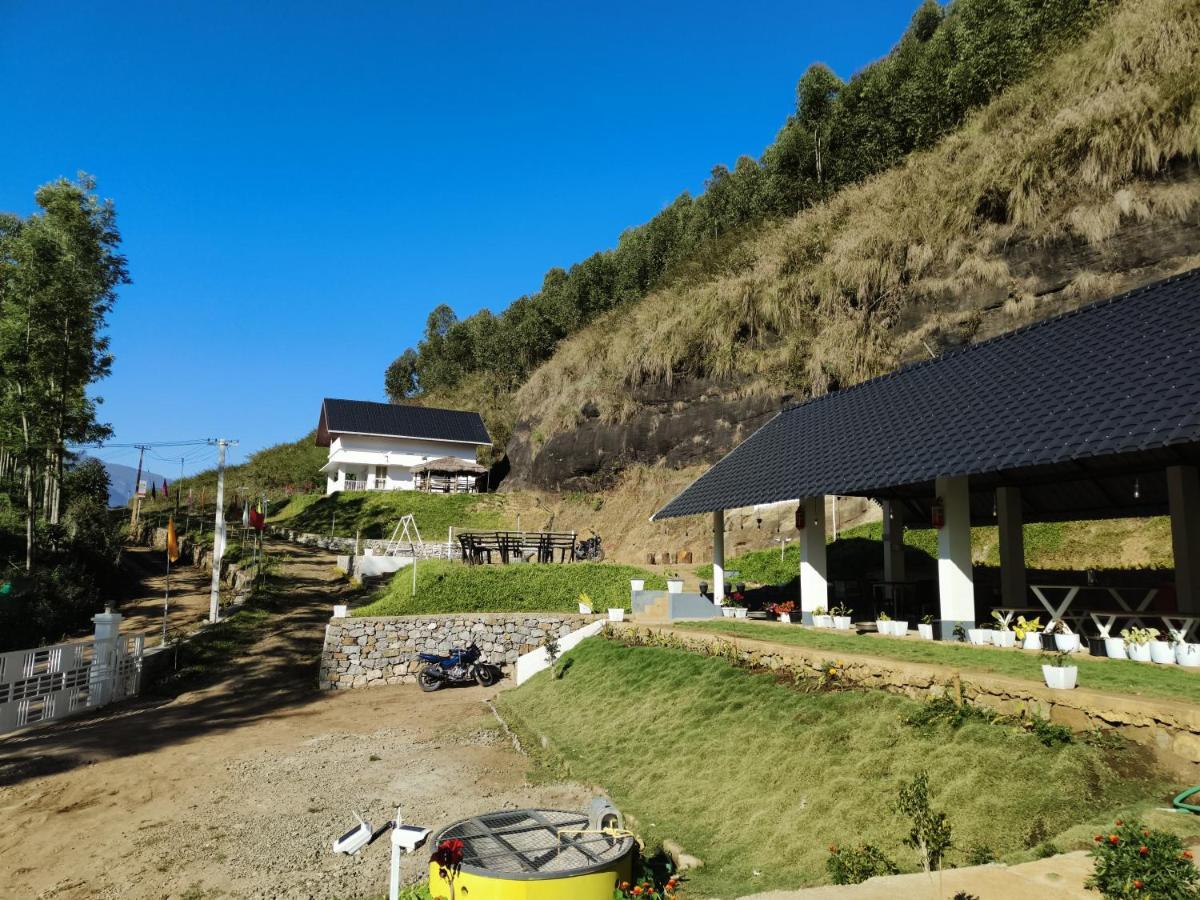 Happy Holidays Resort Kanthalloor Eksteriør billede